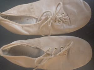 Bloch kids dance shoes