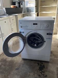 LG 7.5kg Washing Machine