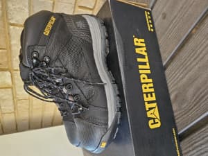 Caterpillar brakeman top