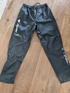 IXON LADY Motorcycle waterproof pants
Size Large