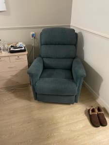 Lazyboy Electric lift assist recliner chair 