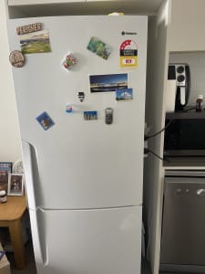 Westinghouse refrigerator very good condition