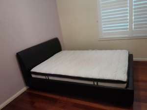 Double bed in great condition 
