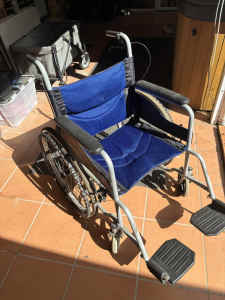 Wheelchair solid tyre