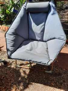 Octagonal Moon Chair with Pillow