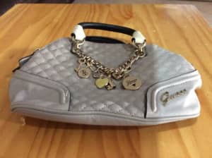 Ladies guess hand bag small $10 like new