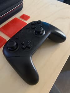 Nintendo Switch Pro Controller and Case