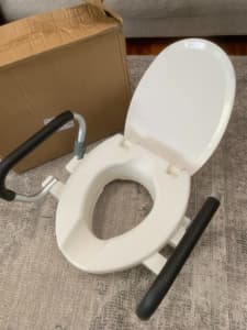 NEW RAISED TOILET SEAT WITH ARM HANDLES