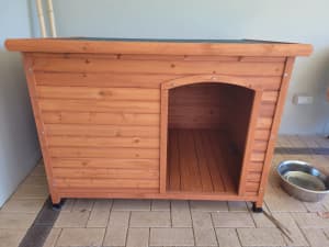 Brand new Unwanted Large Dog Kennel