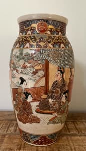 Lovely Antqiue Japanese Kyoto Satsuma Vase (Nishida - 30cm)