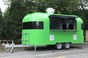 Immaculate 5m aluminum food trailer truck cart caravan van scooter