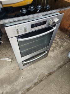 Westinghouse Cooktop and Oven with Grill