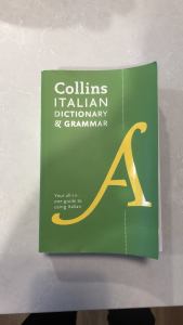 Collins English to Italian Bilingual Dictionary