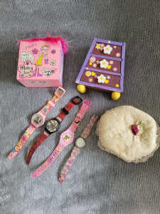 girls bundle money and trinket boxes 4 watches
