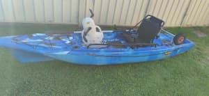 Pedal kayak 3.9m with sounder