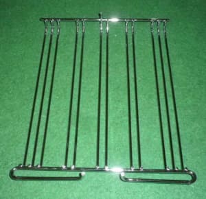 2 ELECTROLUX/WESTINGHOUSE STOVE OVEN SIDE RACKS 032 700 1319. 