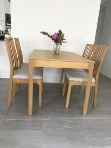 IKEA ekedalen extendable oak dining table and 4 chairs