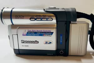 PANASONIC NV-DS65EN 500x ZOMM DIGITAL VIDEO CAMERA. PAL. MADE IN JAPAN