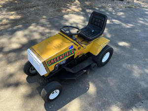 Greenfield 32 inch riding mower