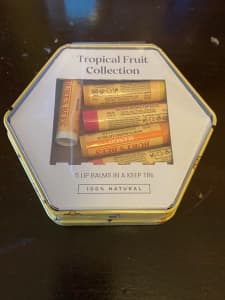 Burtss Bees Tropical Fruit Collection - 5 lip Balms in a keep tin