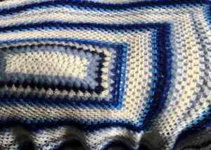 Hand crochet rug. 1.7 x 1.5 m.