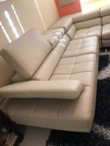 Premium 3-piece leather modular sectional Lounge