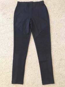 SIZE MEDIUM LADIES TREGGINGS (a mix between trousers and leggings- NEW