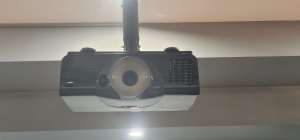 Benq W6000 1080 Movie projector with extra lamp