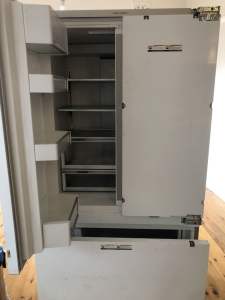 Fisher & Paykel Fridge/ freezer integrated French double doors 900mm