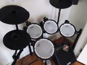 Roland Drumkit with Double Bass Pedal and Monitor 