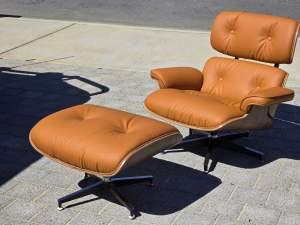Brand new - Eames Lounge Chair