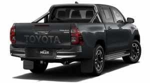 Brand new hilux sr5 tub and accessories 