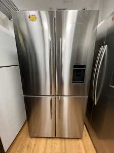 FISHER&PAYKEL QUAD DOOR REFRIGERATOR 605L with Water and Icemaker