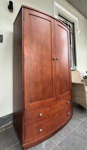 Wardrobe - with drawers