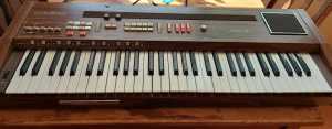 Casio Electronic Keyboard - Casiotone 601 