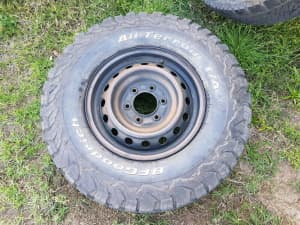 BF Goodrich single tyre and wheel 265/70/16 Ranger Hilux Amarok DMax