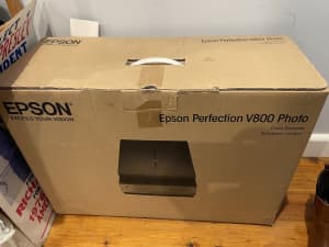 Epson V800 flatbed film scanner