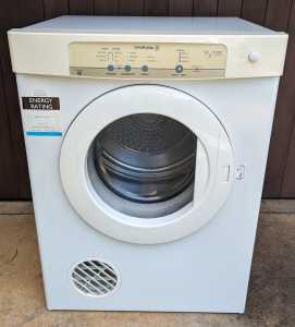 Dryer Westinghouse 6kg - Free Delivery*
