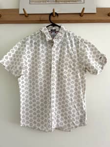 Tommy Hilfiger folk print cotton shirt for men size Xs - S