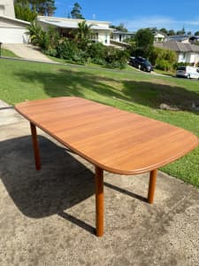 Wanted: Wooden table with matching chairs