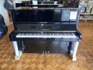 Refurbished Yamaha U1A Upright Piano SN3736201