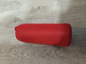 Red Zealot Bluetooth wireless speaker in good condition 