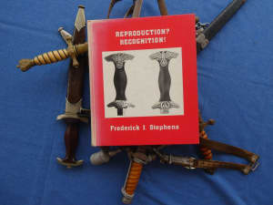 Reproduction Recognition book by Frederick Stephens on German Daggers