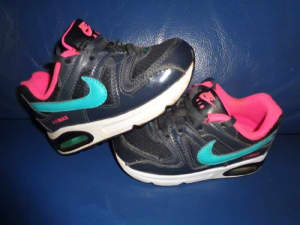 NIKE AIR MAX TODDLER SNEAKERS US 8C IN GOOD CONDITION