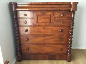 Immaculate Antique Victorian Mahogany Chest Of Drawers