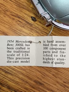 MERCEDES BENZ 1954 300SL 1:24 PRECISION DIE-CAST MODEL Franklin Mint