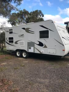 Trailsport Family Caravan