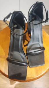 Ladies Black High heels 