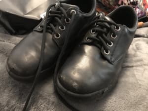Leather steel cap safety shoes - size 4 (EU37)