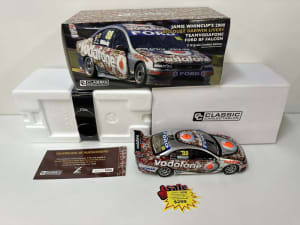 1:18 Classic Carlectables Whincup 2008 Red Dust Darwin Livery Falcon